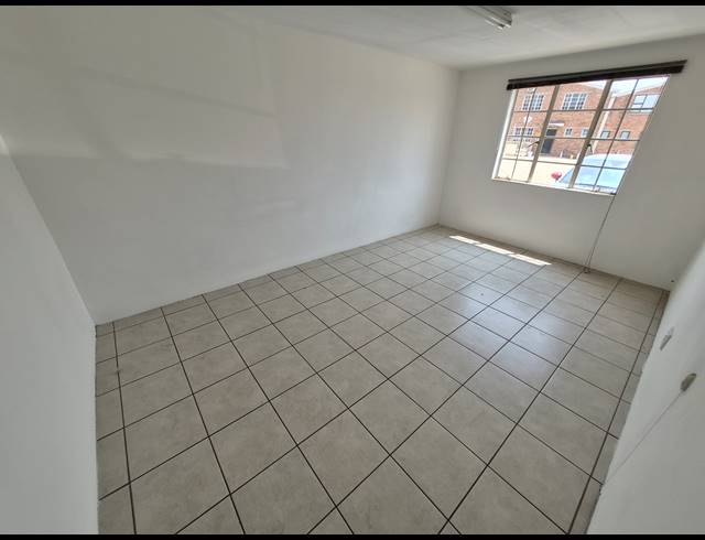 360M² FACTORY FOR SALE IN ANDERBOLT